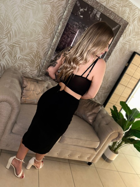 April sexy_tempelgirls_Basel_2024