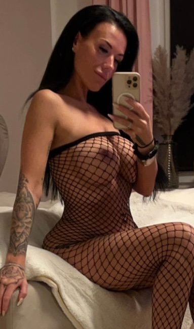 Leonie Tempelgirls_Basel_22_-_26